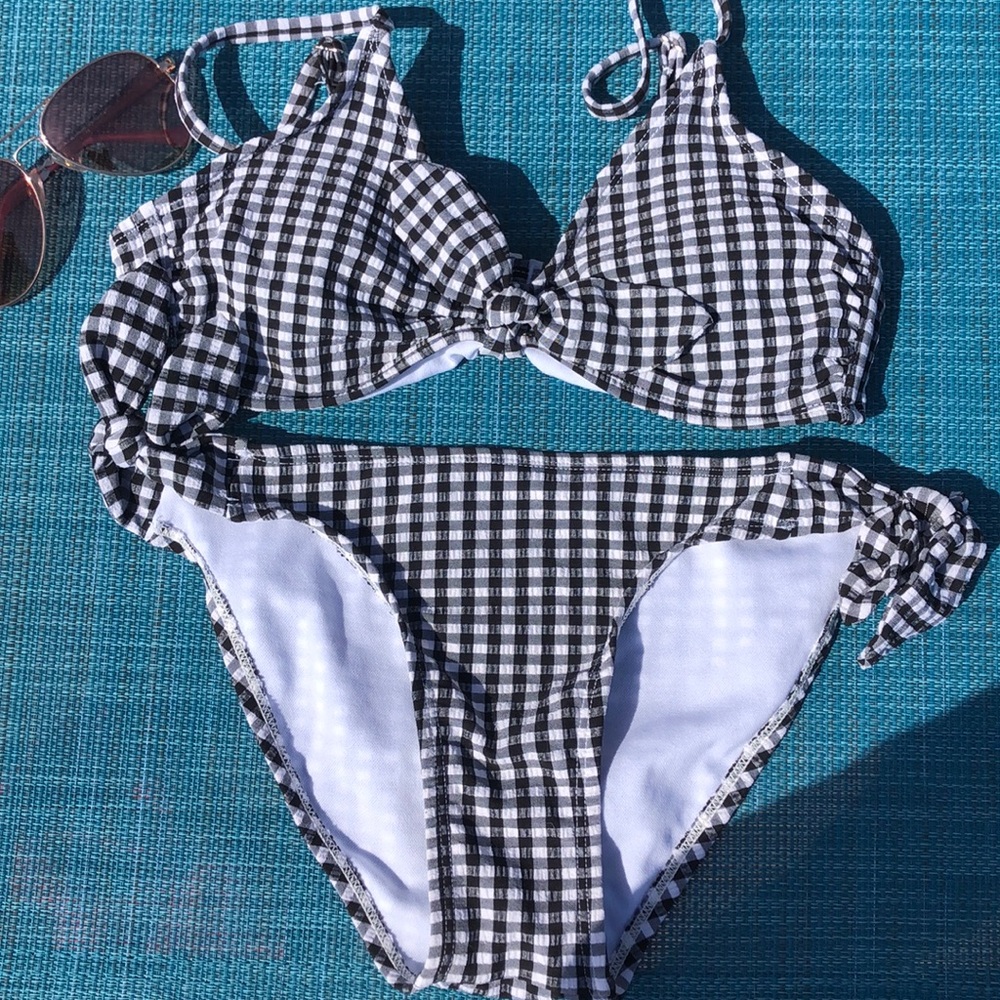 Bathing suit